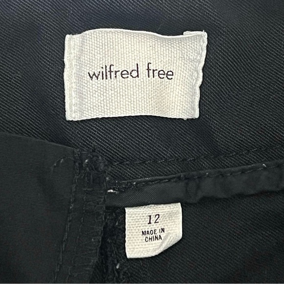Wilfred Black Modern Cargo High Waisted Pants in Black - Size 12 - Picture 3 of 4